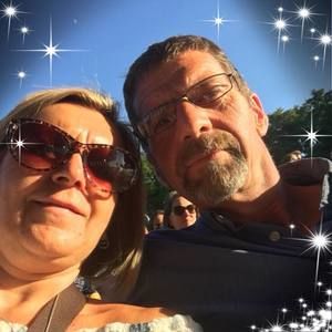 Meet your Posher, Sharon